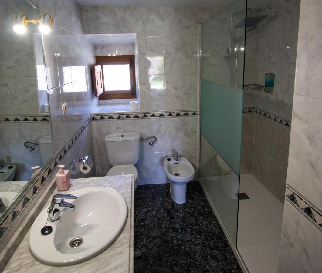 La Casa Del Abuelo Guest House Hoyos del Espino Bagian luar foto
